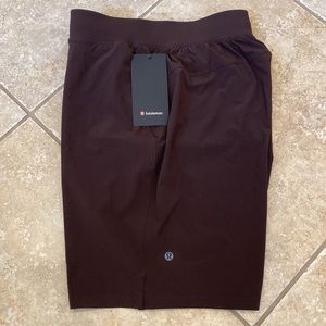 NWT Lululemon T.H.E. Short 9” Linerless